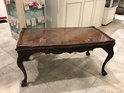 BEAUTIFUL ANTIQUE VINTAGE Mahogany Carved Wood Glass Top Coffee