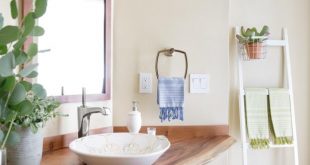 10 Paint Color Ideas for Small Bathrooms | DIY Network Blog: Made +