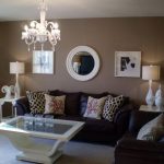 How to decorate around choc brown leather sofas | For the Home