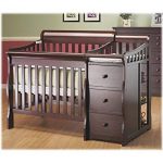 Amazon.com : Sorelle Newport Mini Convertible Crib and Changer