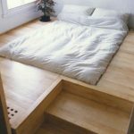 Platform bed. This looks so cool.