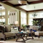 Updated Cottage-style Living room with Fret Back Sofa - Rustic