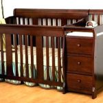 Sorelle Crib With Changing Table Home Sorelle Berkley Crib And