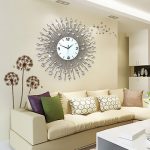 China Beautiful Large Crystal Wall Clock For Living Room Round Metal