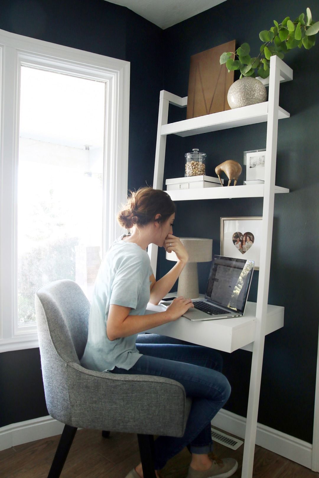 Create a stylish, productive little nook, even when space is tight, with  our chic, modern home office ideas for small spaces from @chrislovesjulia.