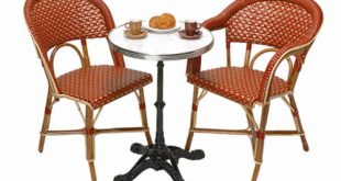 Modern french bistro tables and chairs for a lively environment