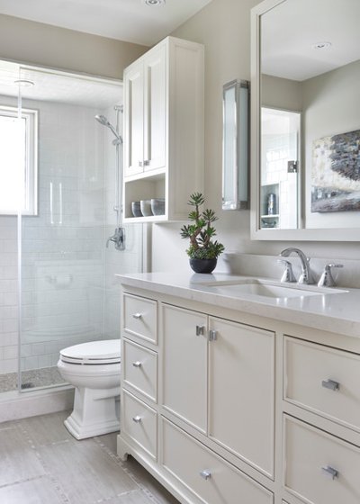Before and After: 9 Small-Bathroom Makeovers That Wow