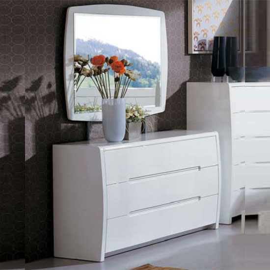 white gloss bedroom furniture in white high gloss bedroom furniture