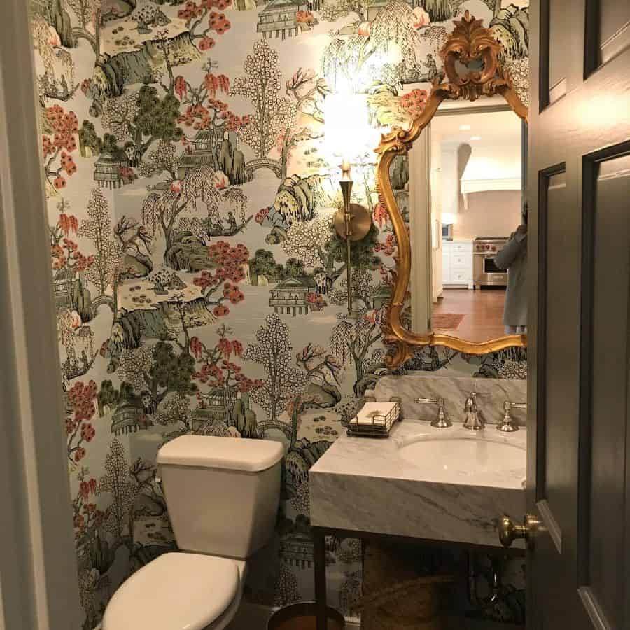 Japanese garden wallpaper, guest toilet