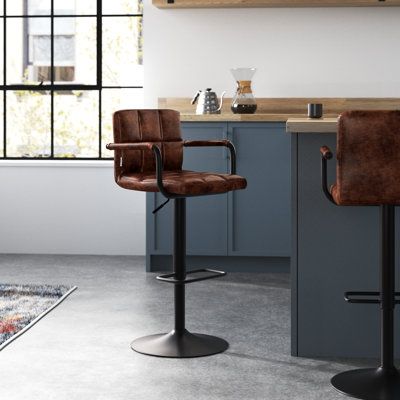 adjustable bar stools with arms