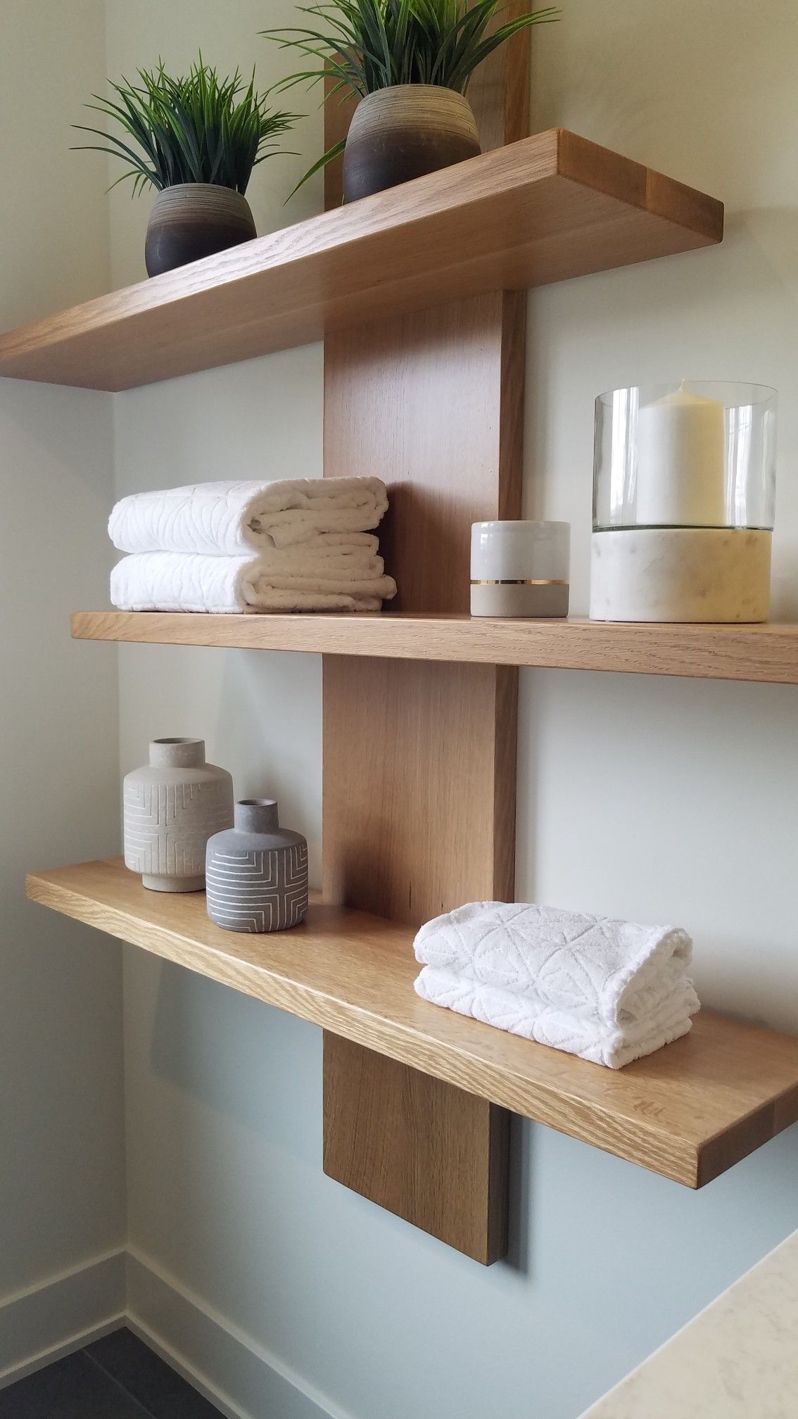 Beautiful Bathroom Wall Shelves: Adding Style to Your Space