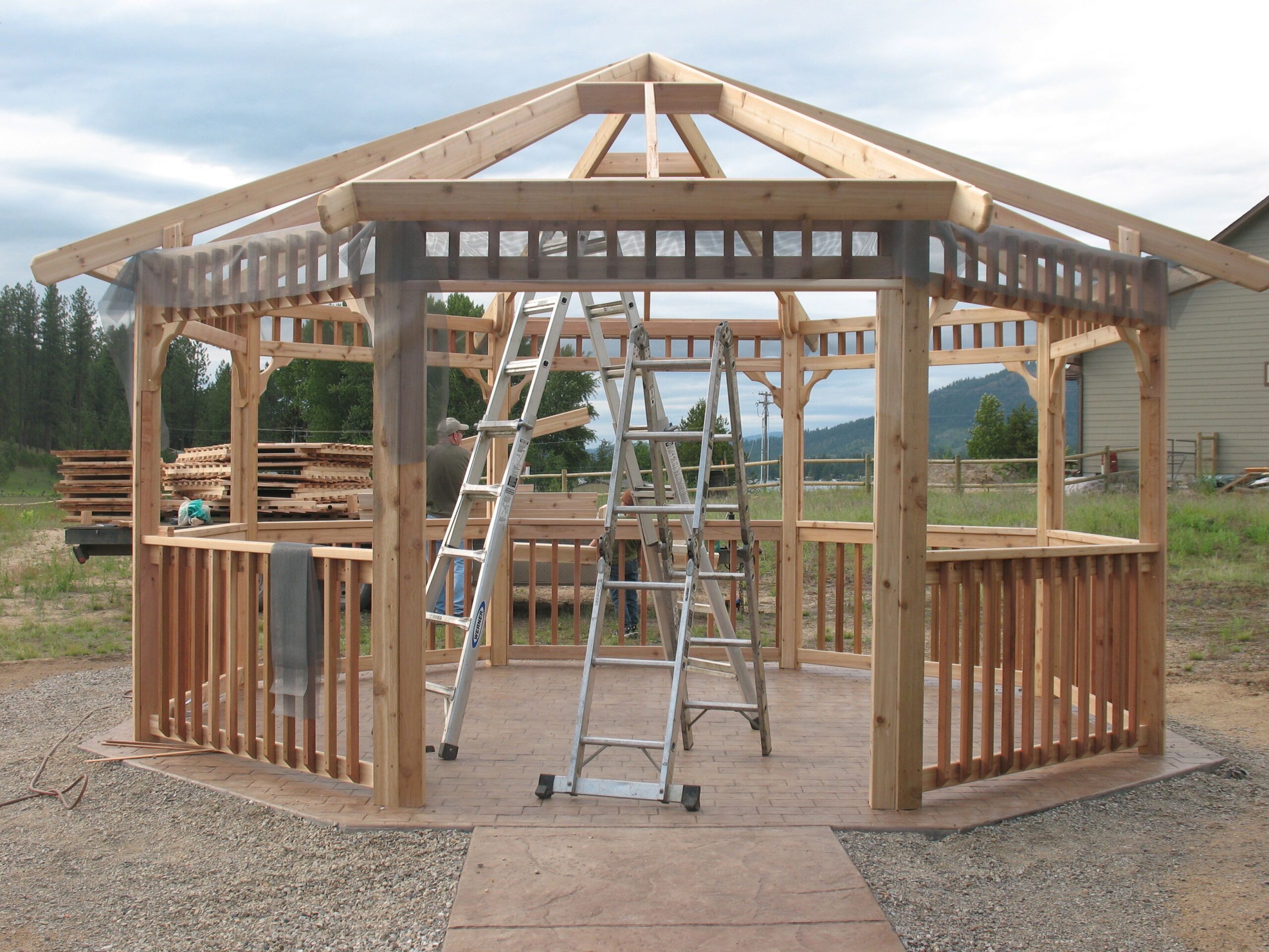 Building Your Own Wooden Gazebo: The Perfect DIY Project for Your Outdoor Space