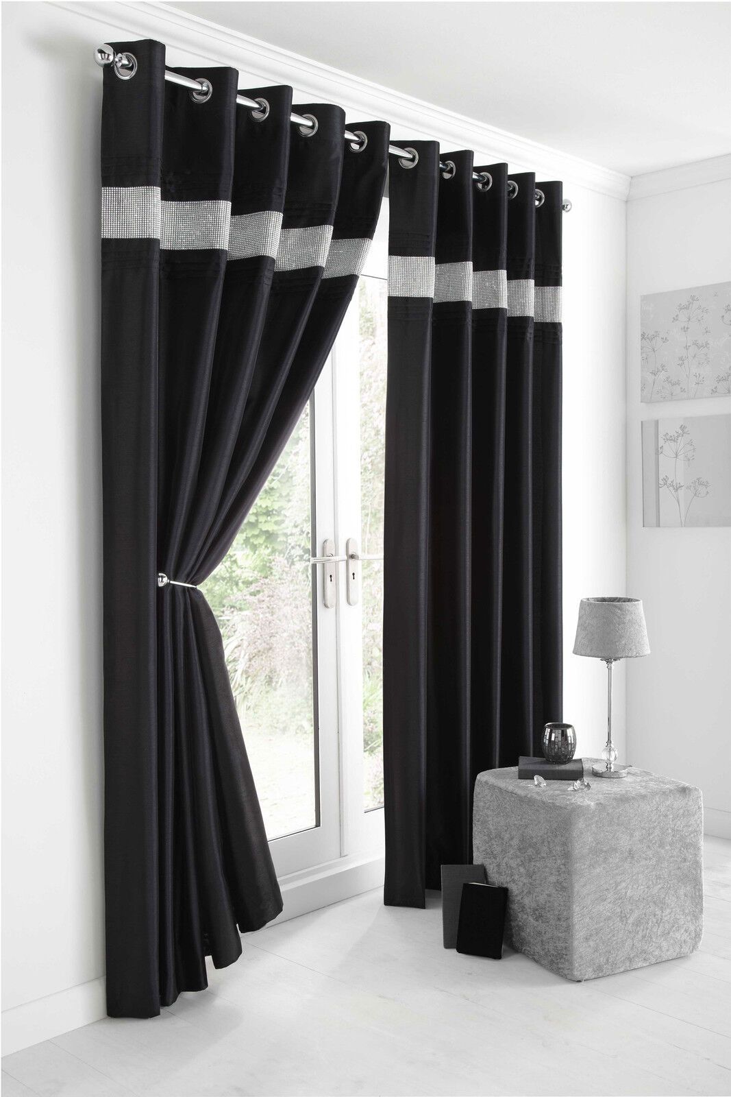 Chic Faux Silk Eyelet Curtains: A Contemporary Touch for Your Home