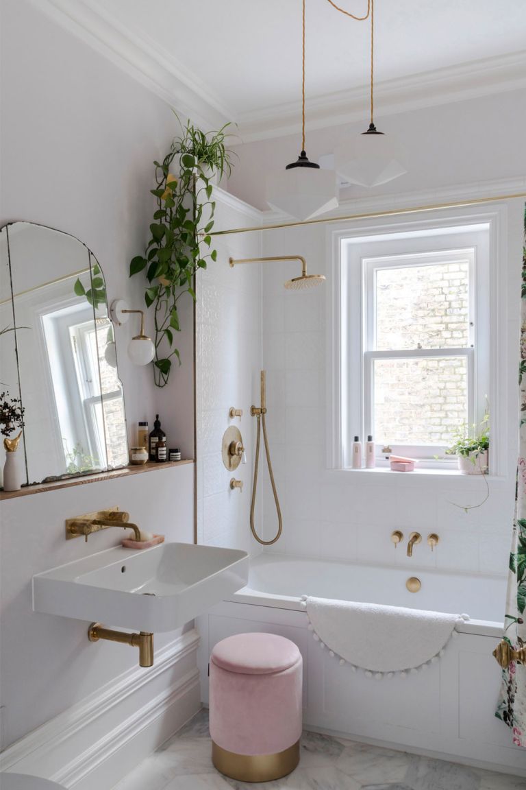 Compact Bathtub Ideas for Small Bathroom Spaces