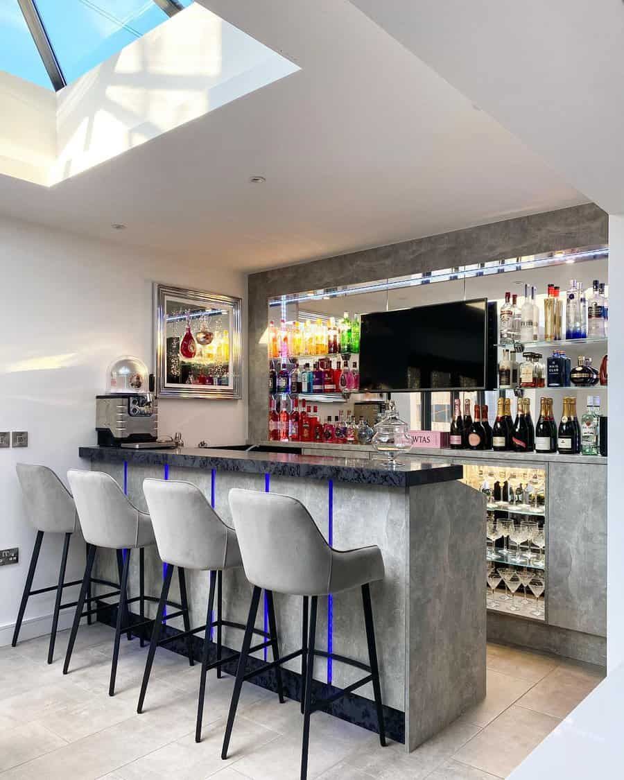 Creative Ways to Create a Stylish Basement Bar in Limited Space