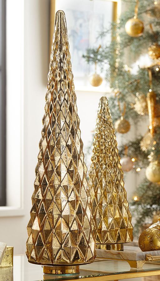 Decking the Halls with Tabletop Christmas Tree Decor