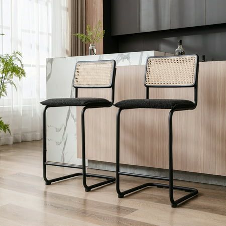 Elevated Seating: The Trend of Counter Height Chairs