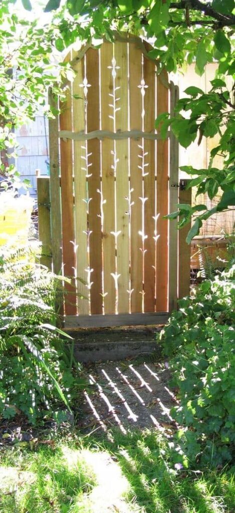 Garden Gates for Beautiful Backyard