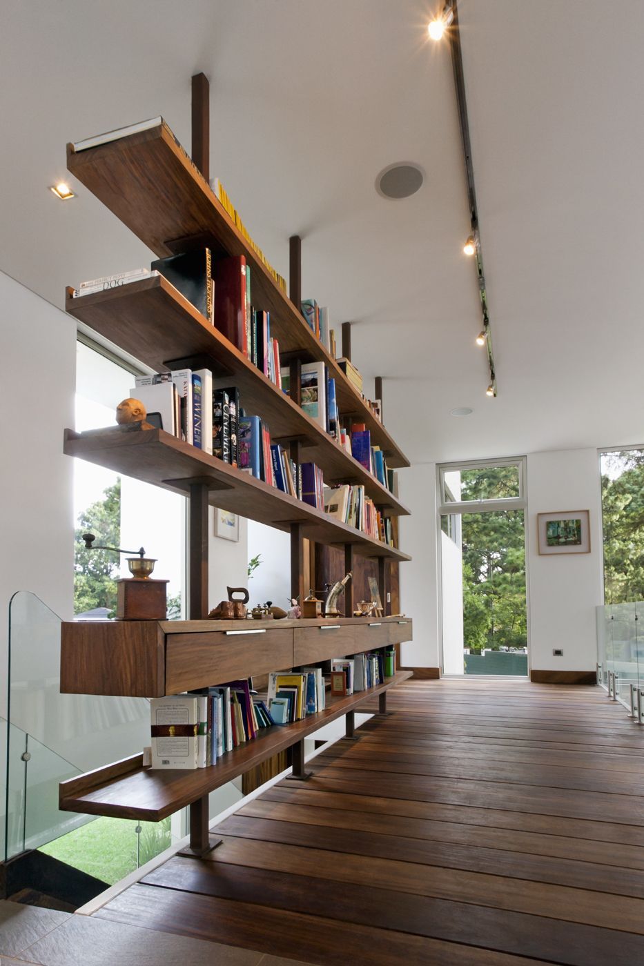 Modern Bookshelf Design