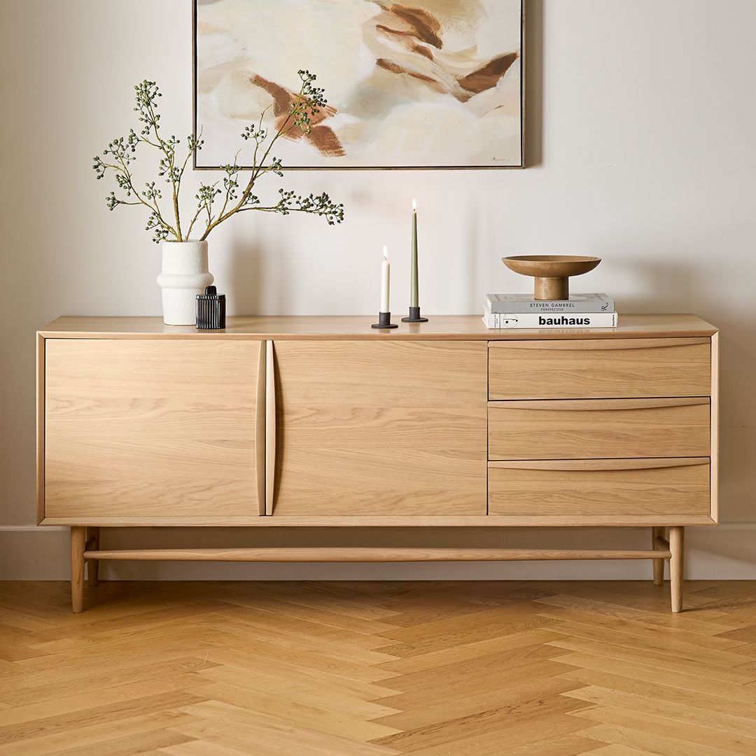 sideboard