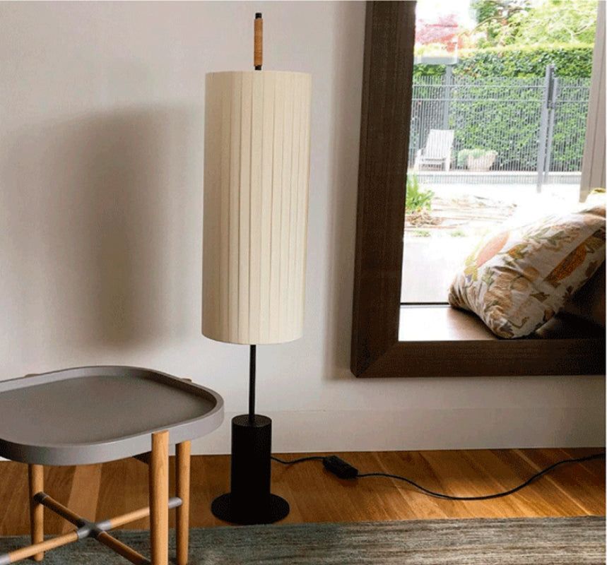 Sophisticated Illumination: Modern Floor Lamps to Elevate Your Living Room