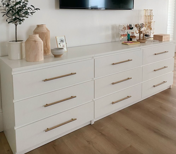 Spacious Dresser for Organizing Your Wardrobe