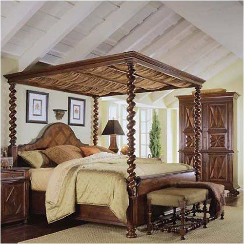 Spacious and Luxurious Canopy Bedroom Sets Fit for Royalty