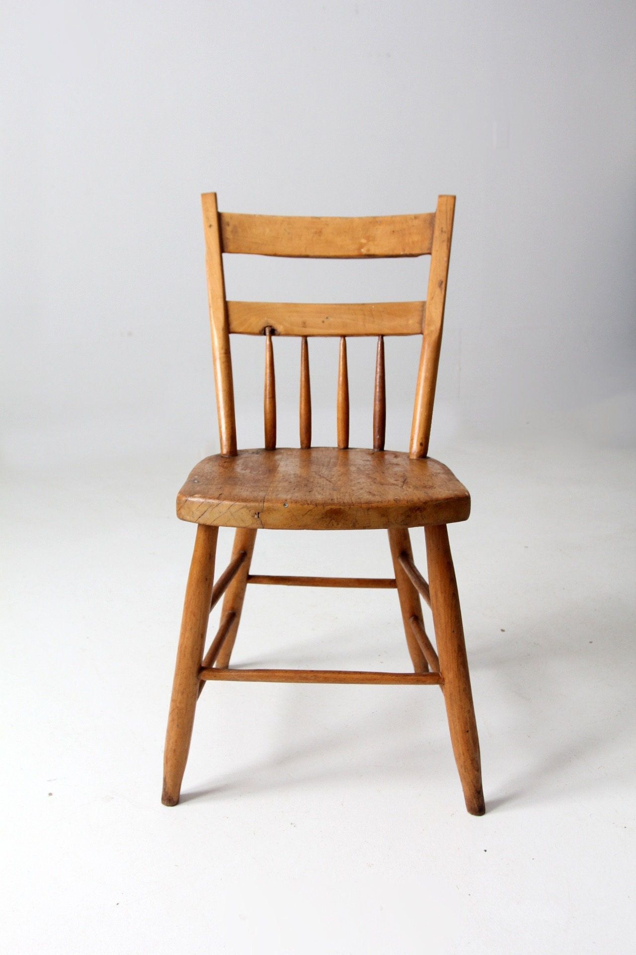 The Beauty of Traditional Wooden Chairs