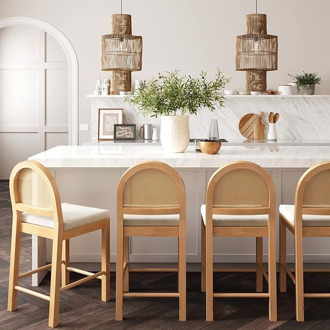 The Benefits of Choosing Counter Height Chairs for Your Home