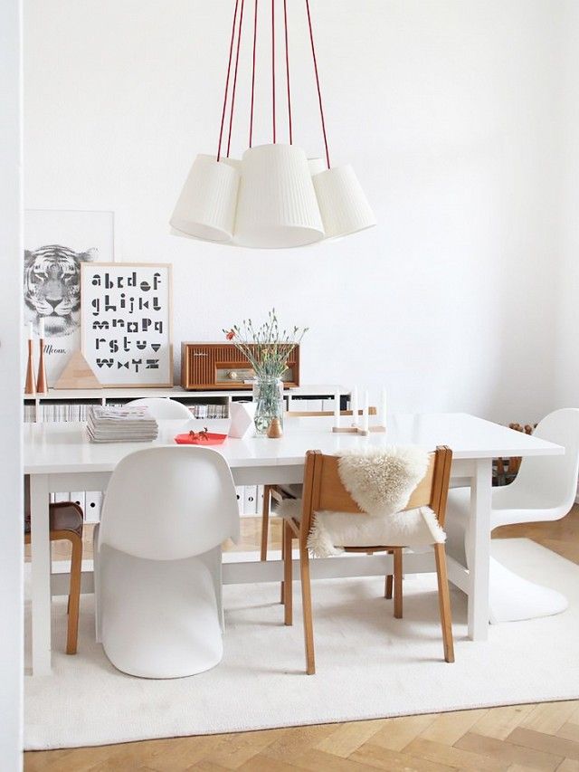 The Elegance of White Dining Chairs: A Classic Choice for Any Dining Room