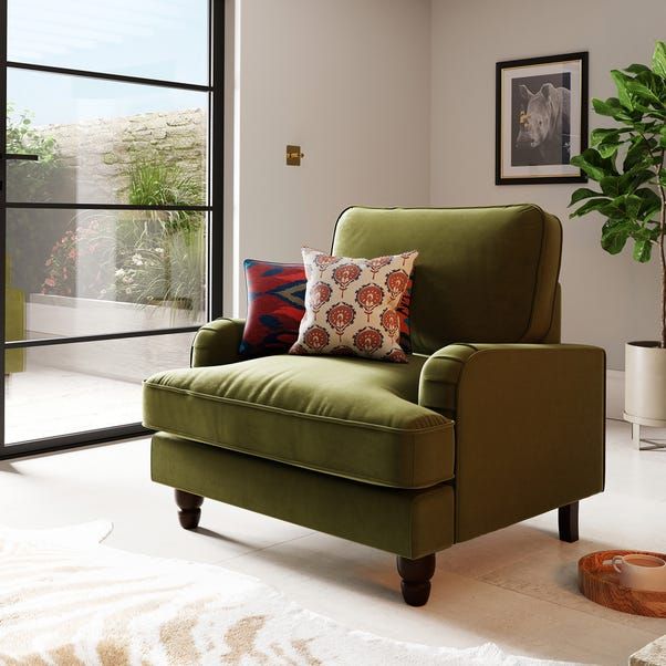 The Green Armchair: A Cozy and Stylish Addition to Your Home
