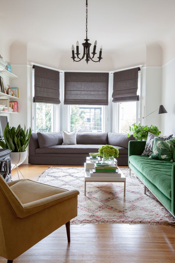 Transform Your Living Room with Charming Bay Window Treatments