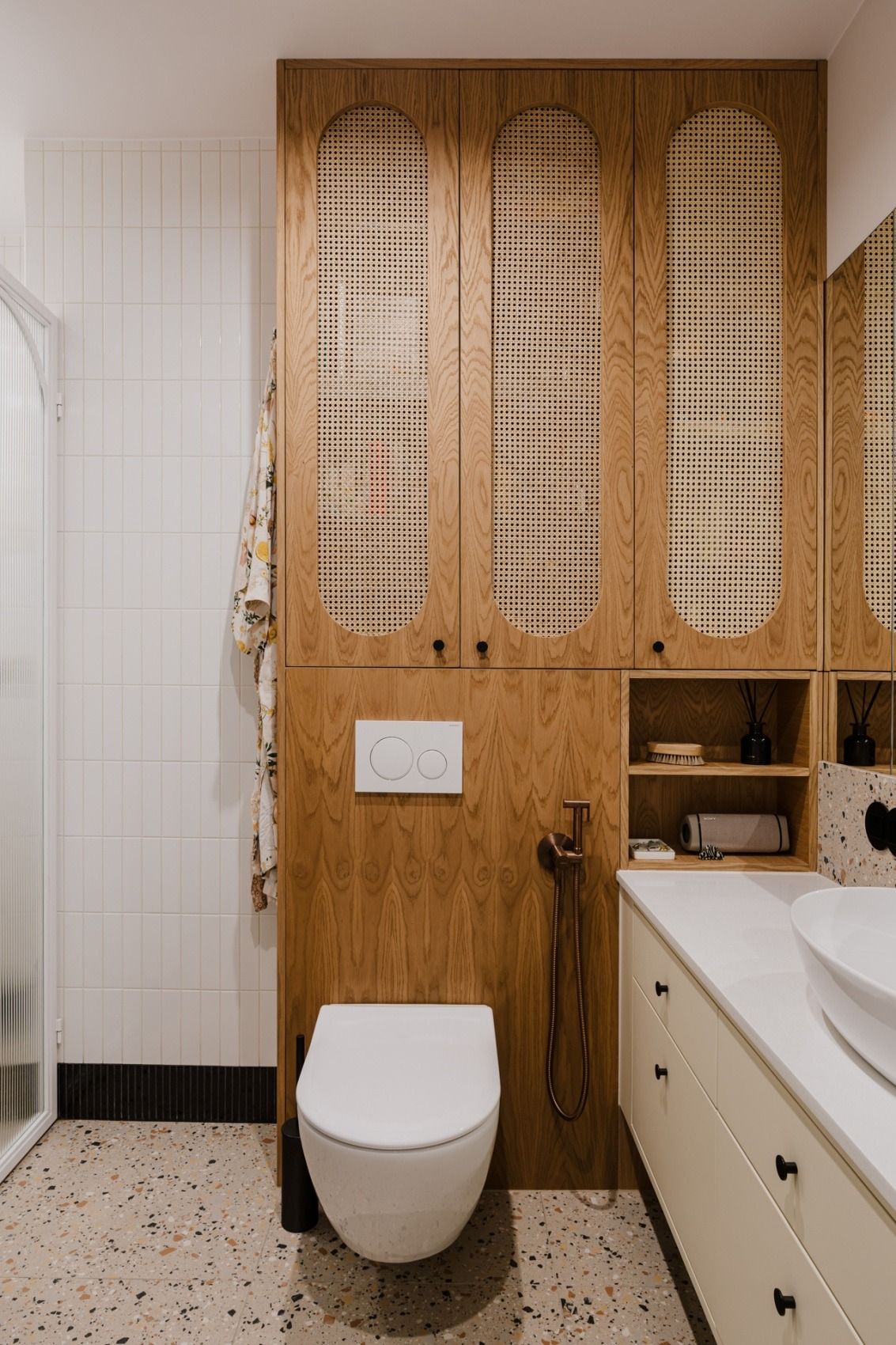 Unlimited Possibilities: Eclectic Bathroom Design Ideas