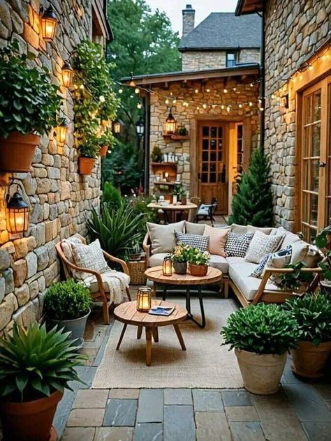 Small Patio Design Made Simple: Transform Your Compact Space into a Stylish Retreat