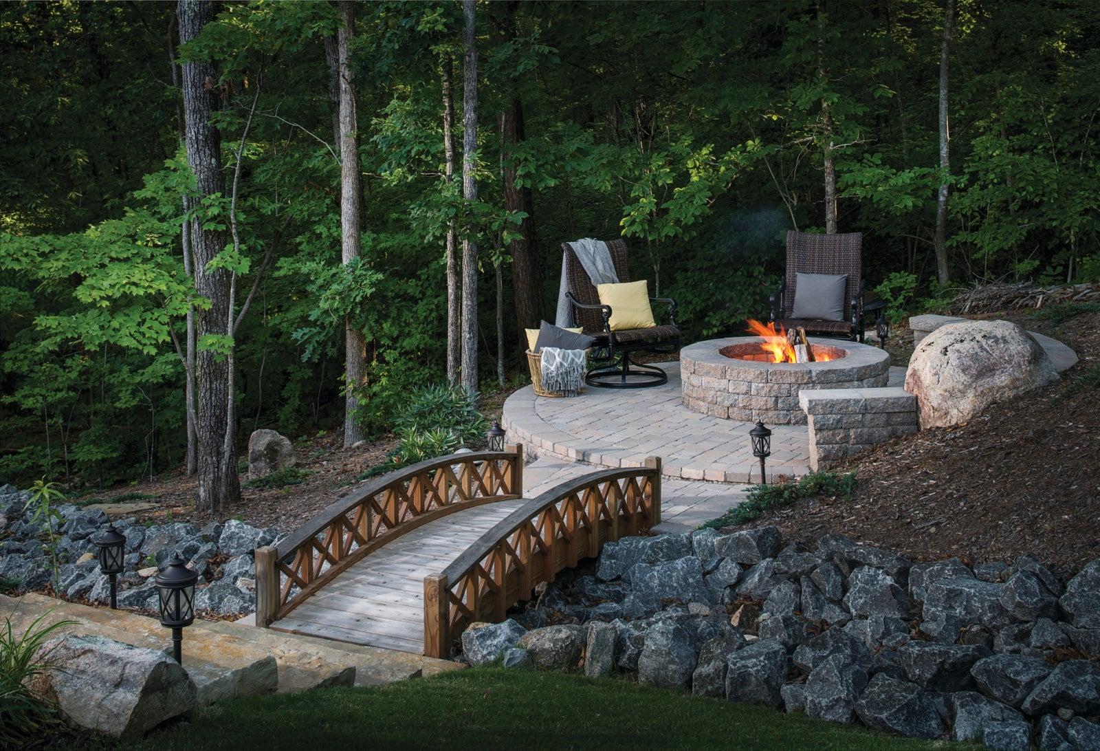 Install a fire pit for social gatherings and warmth in your ⁣patio design