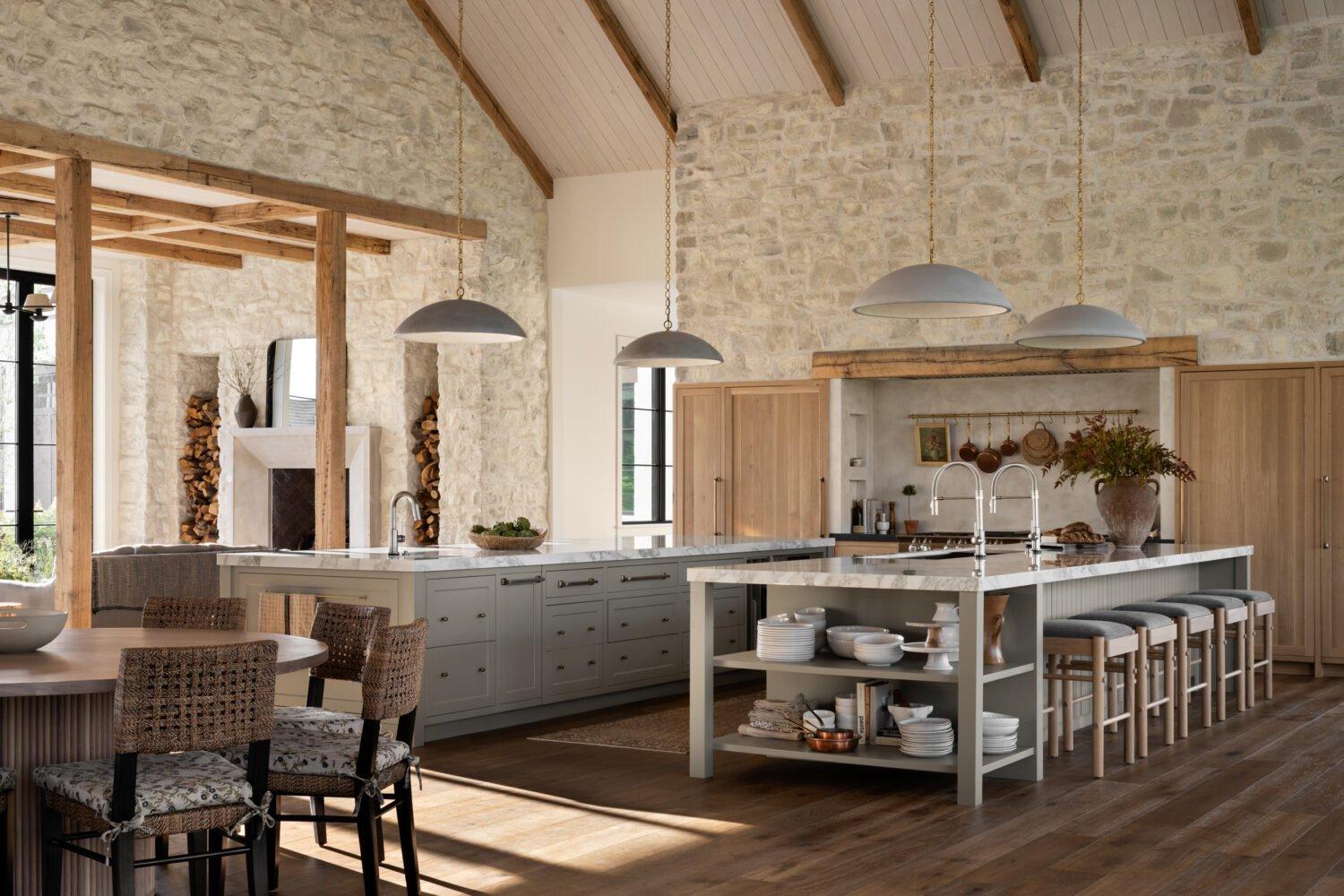 Earthy color palettes evoke a serene vibe in your ⁢country kitchen design