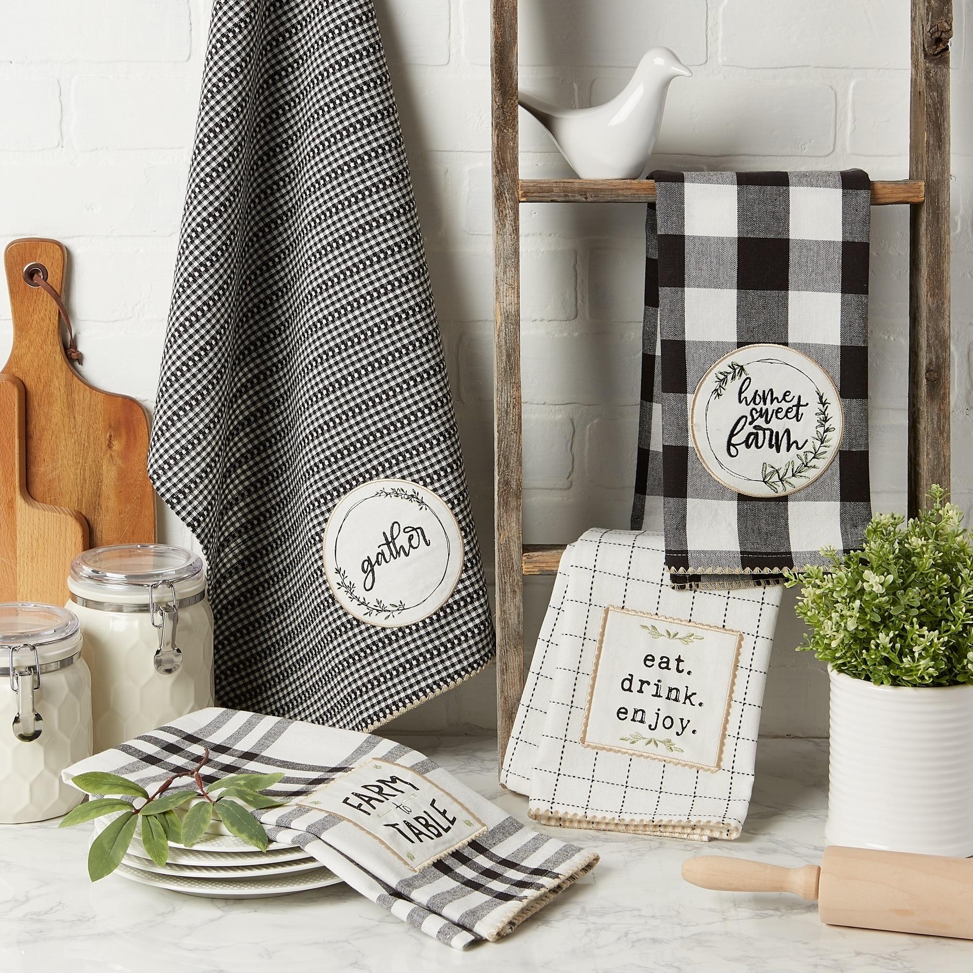 Warm, inviting textiles like linens and curtains to ⁤soften your farmhouse⁣ kitchen