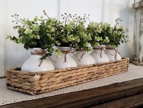 Woven baskets for ⁤storage add texture to your farmhouse kitchen décor