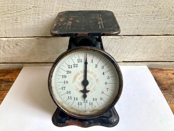 Vintage kitchen scales for practical use and decorative ​appeal in your farmhouse kitchen