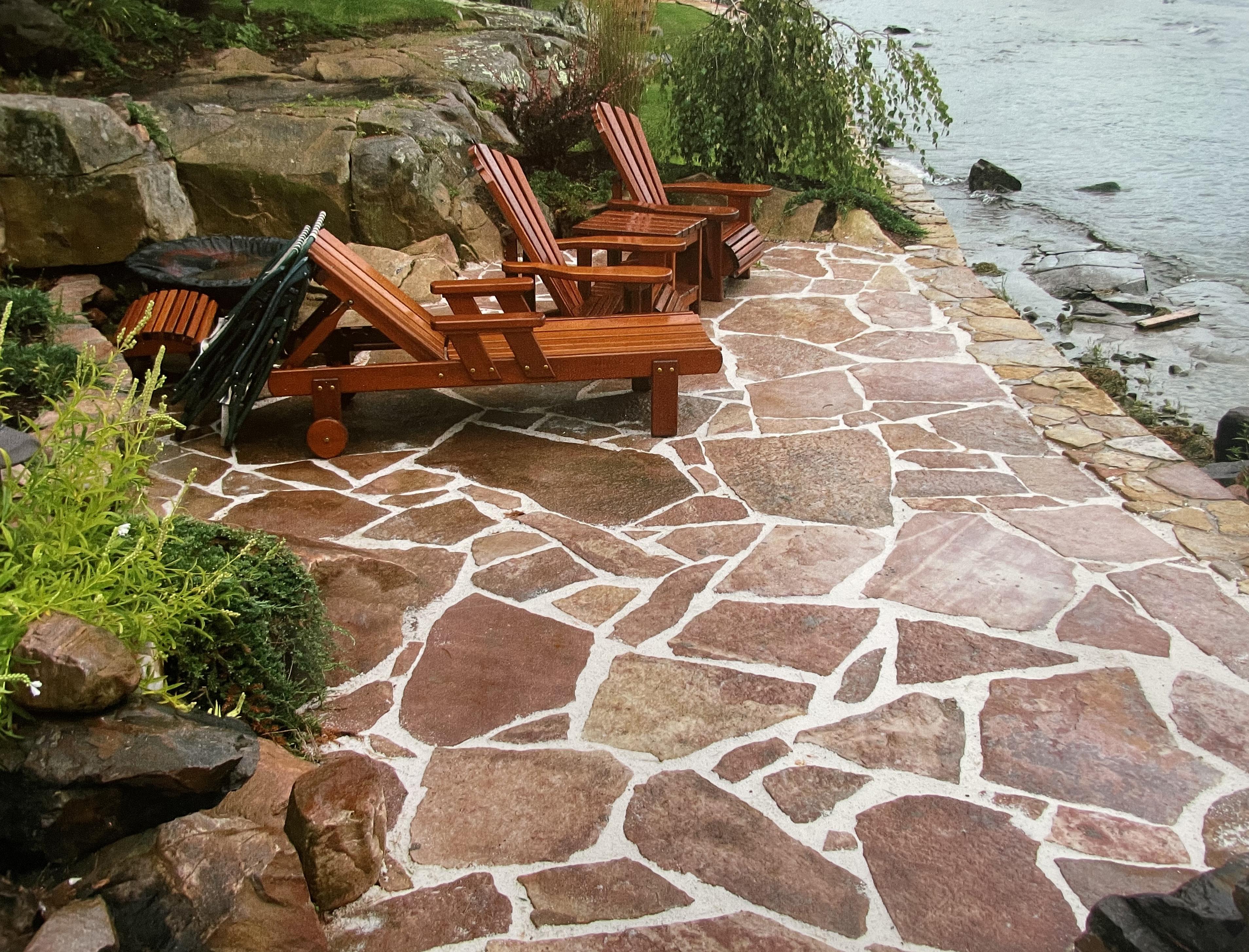 Natural ⁢stone⁣ patios expand outdoor living⁣ space with an elegant ⁤Landscaping⁣ Design⁢ touch