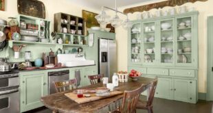 24 Charming Elements for Your Dream Country Kitchen