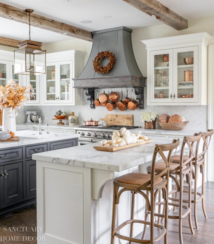 Must-Have Elements for Your Dream Farmhouse Kitchen