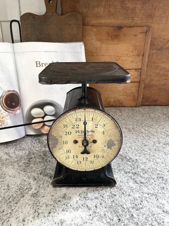 Vintage  kitchen scales as charming ‌decor elements for your farmhouse kitchen