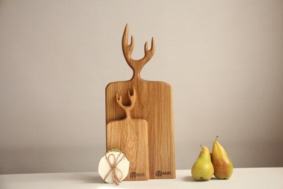 Handcrafted cutting boards that serve as functional decor ​in ⁤your farmhouse kitchen