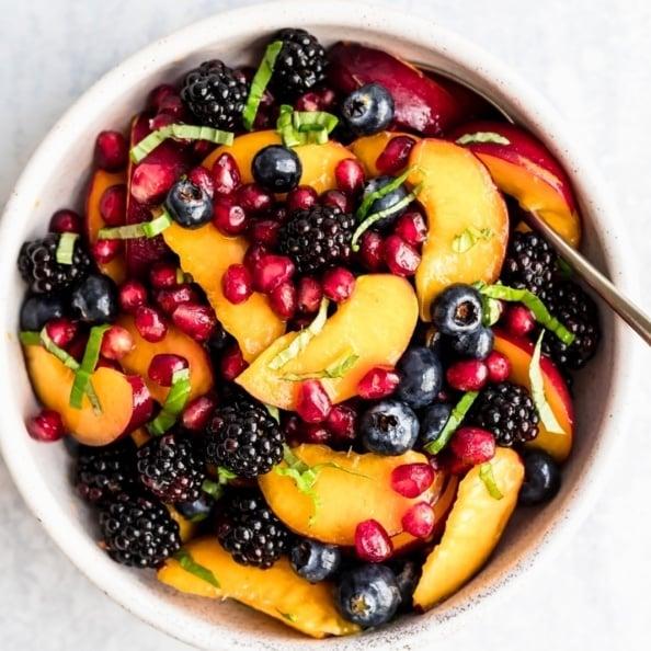 Cheerful fruit​ bowls to‌ brighten your country‍ kitchens countertop