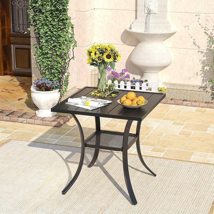 Incorporate a small dining table for meals ‌al fresco in your Small Patio ⁢Design