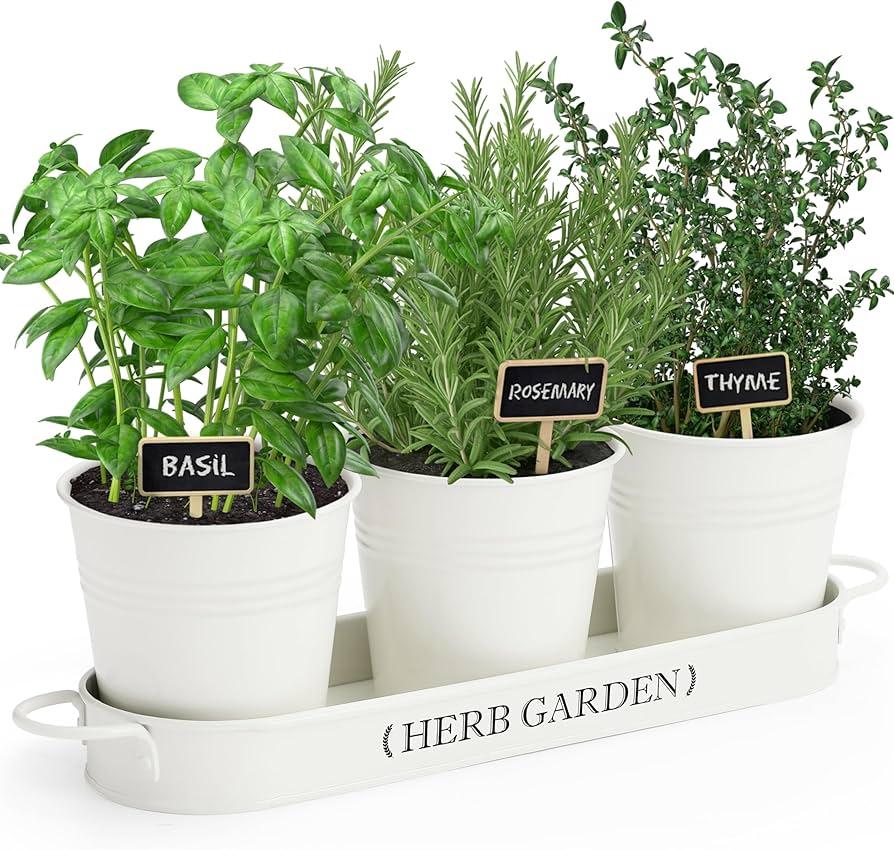 Herb garden ⁤pots, allowing fresh flavors at your fingertips in the farmhouse kitchen