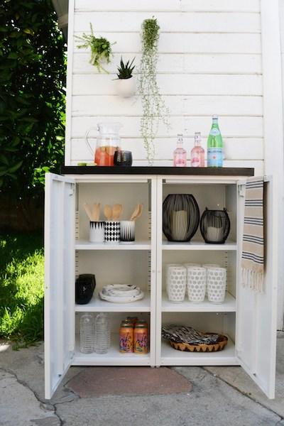 Use outdoor storage solutions to‍ keep small patio ⁢design clutter-free