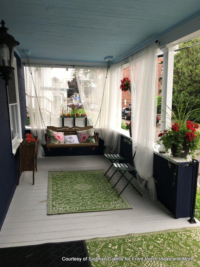 Use outdoor curtains to create an enclosed feel in ‌your small patio ⁣design