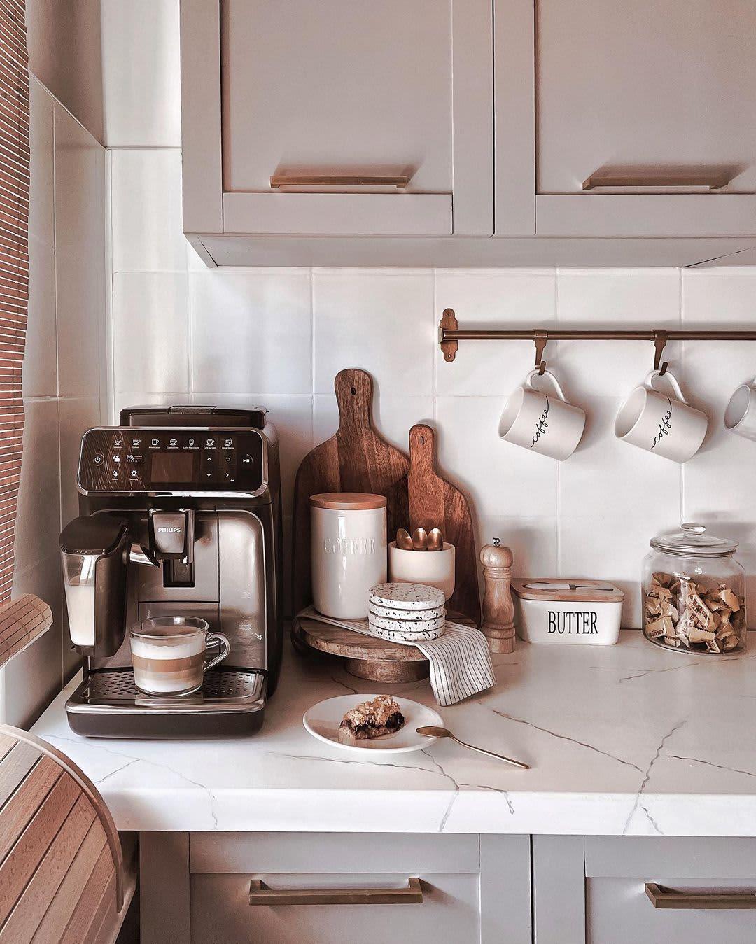 A compact coffee station invigorates your morning⁣ routine ⁤in your modern ⁤kitchen